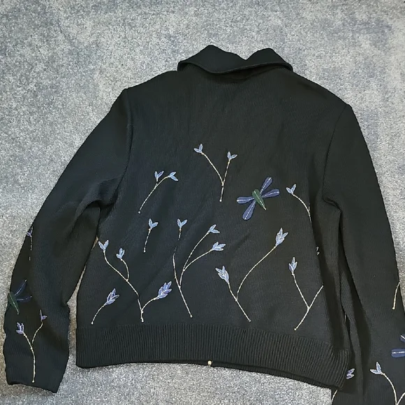 St. John Collection Black Zip-Front Jacket with Dragonfly Embroidery-Beautiful! - Picture 6 of 6